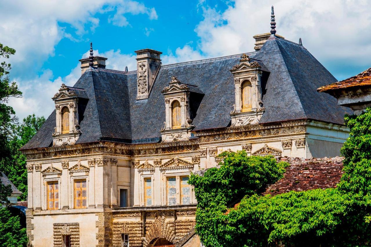 Aupres Du Chateau Tanlay Bagian luar foto