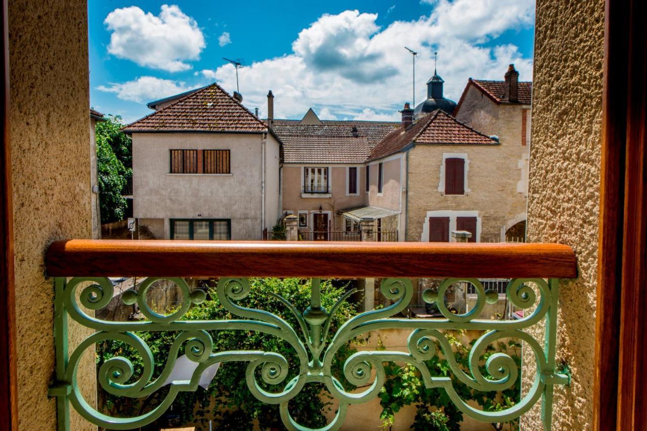 Aupres Du Chateau Tanlay Bagian luar foto